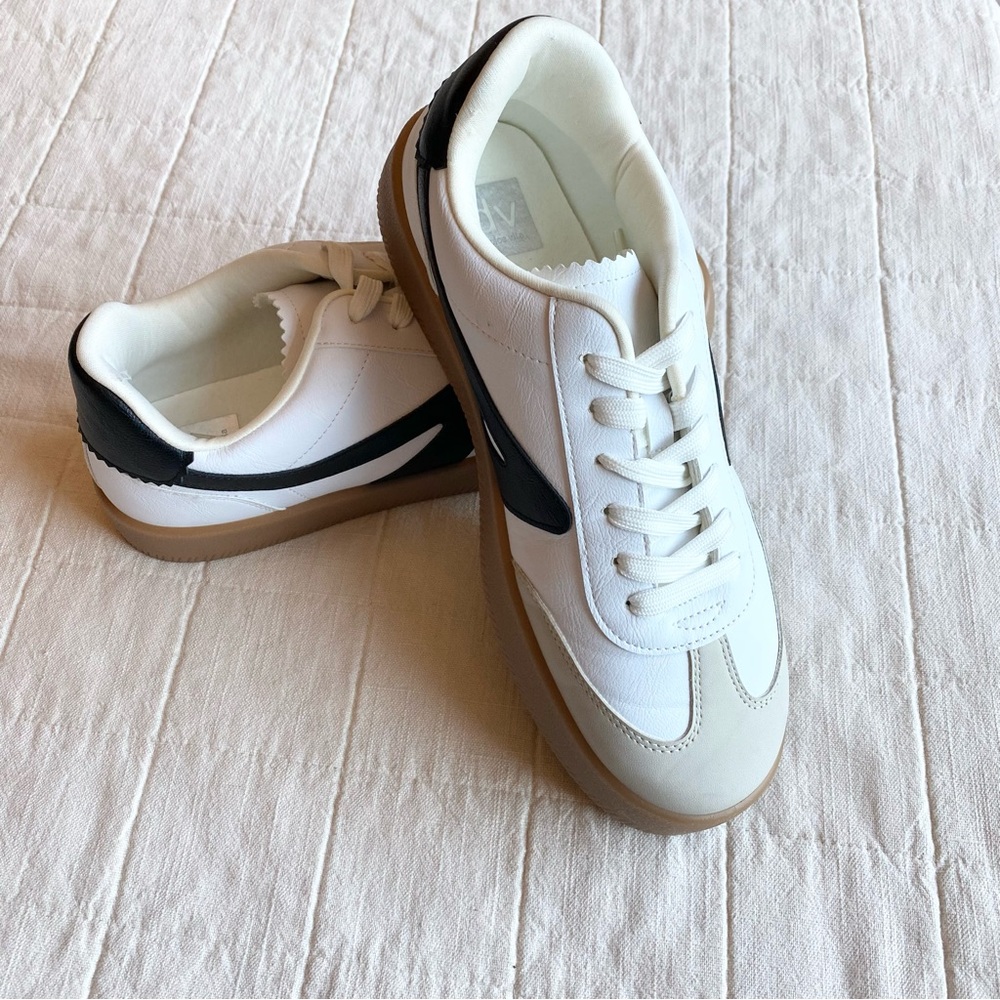 Dolce Vita Russo Sneakers